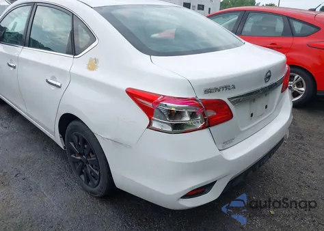 2018 Nissan Sentra S z USA, uszkodzony, nr VIN 3N1AB7AP4JY220996